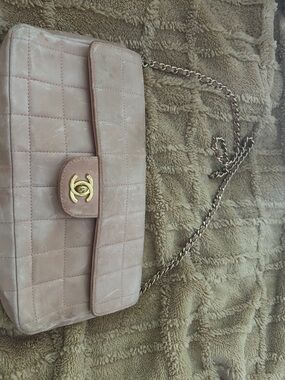 Quilted Pale Pink Chain Shoulder Bag